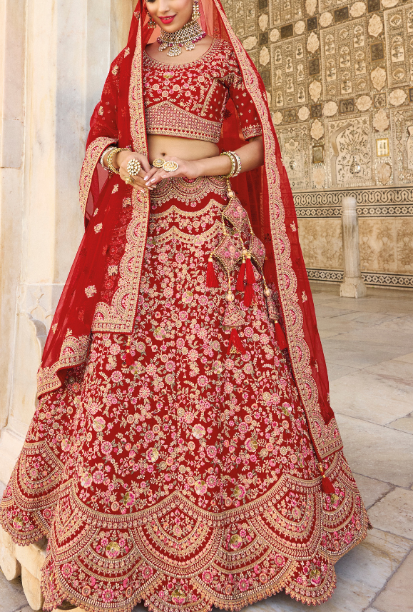 Red colour deals dulhan lehenga